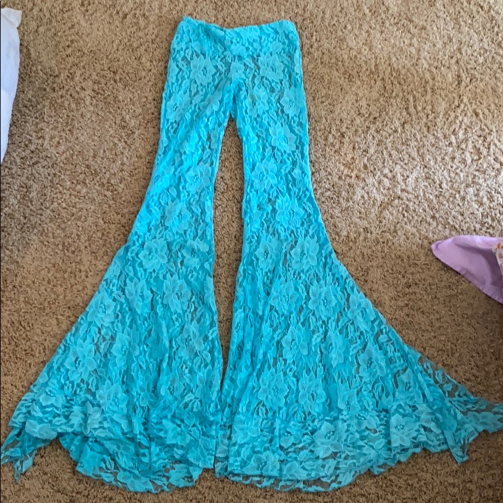 Scrunch Booty Lace Bell Bottoms